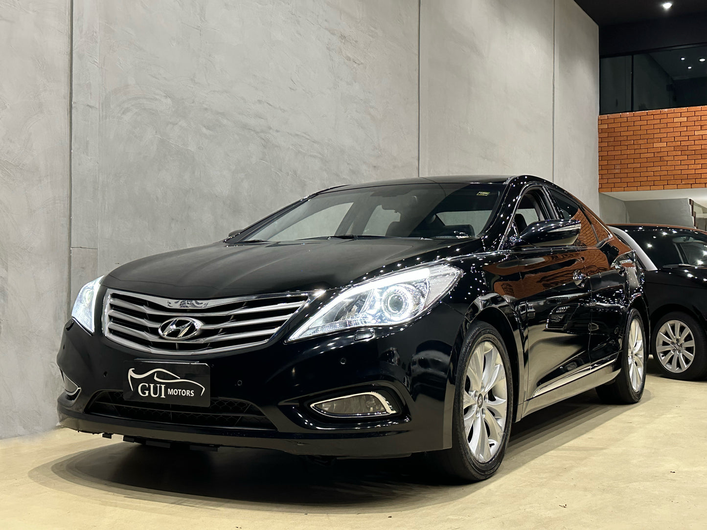 HYUNDAI AZERA