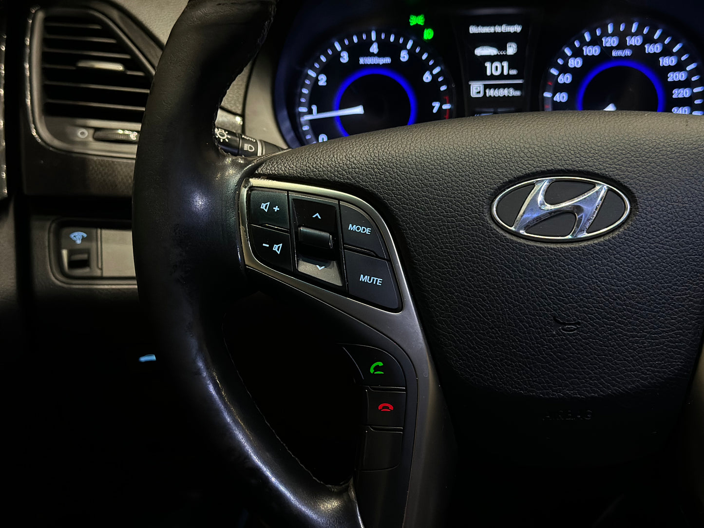 HYUNDAI AZERA