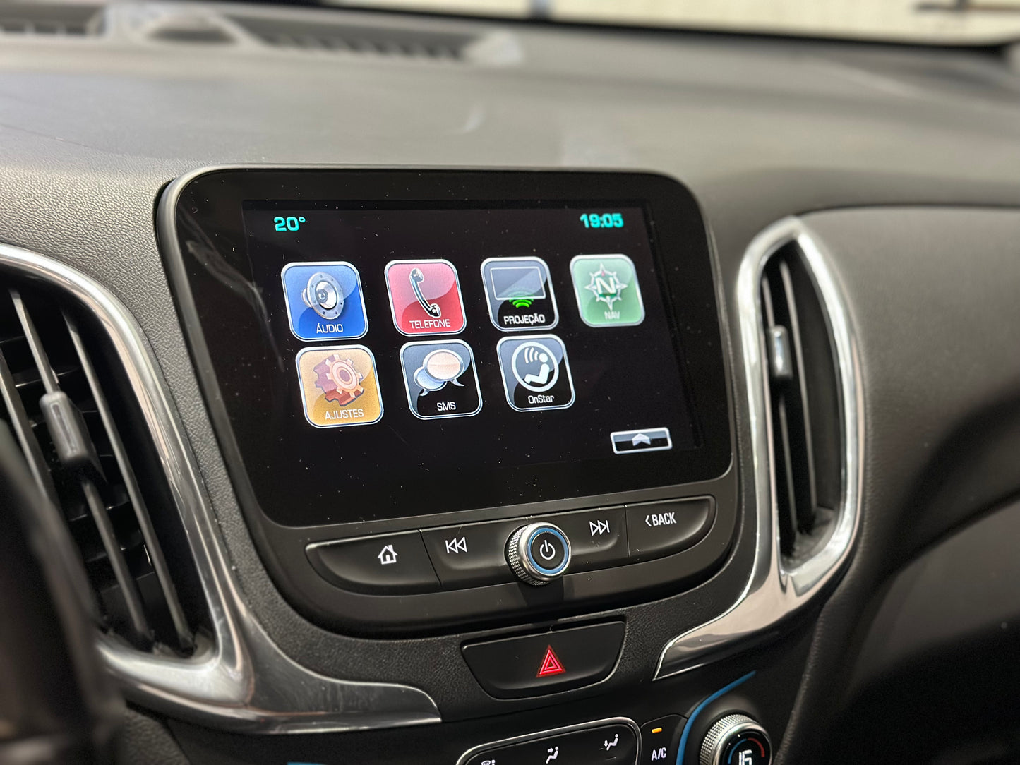 CHEVROLET EQUINOX