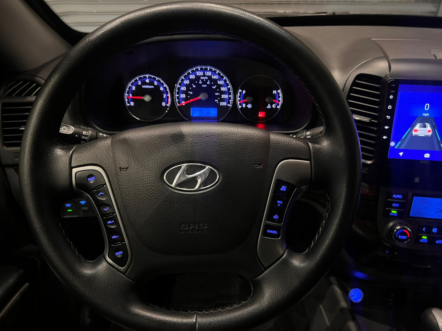 HYUNDAI SANTA FÉ
