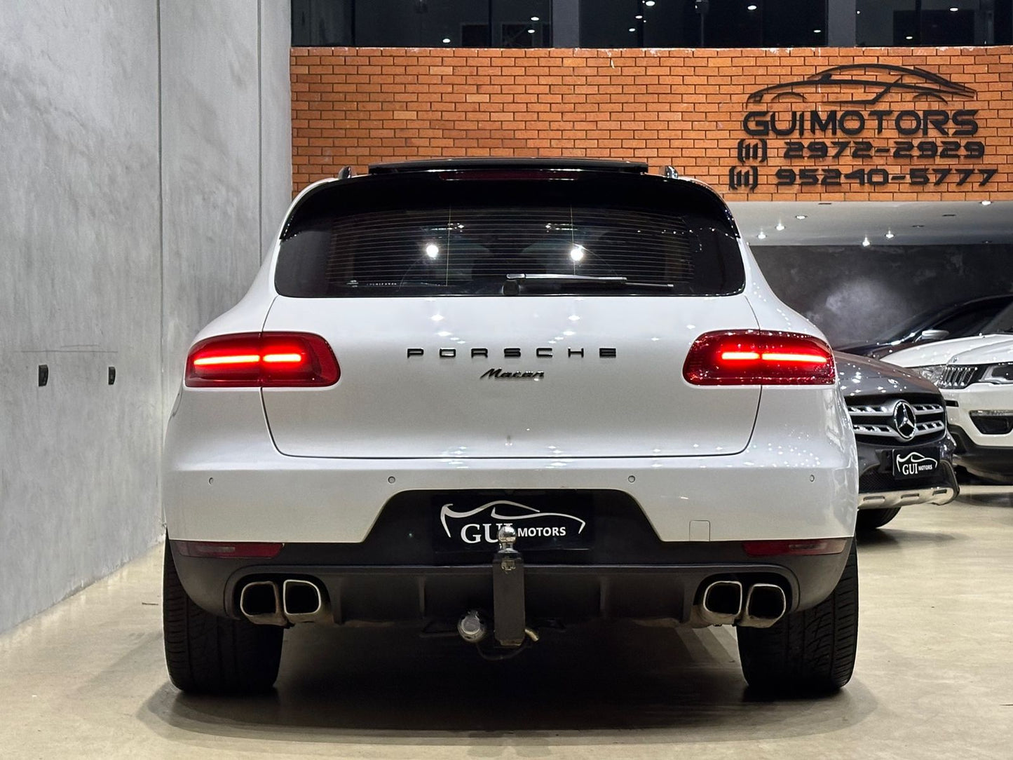 PORSCHE MACAN 2.0