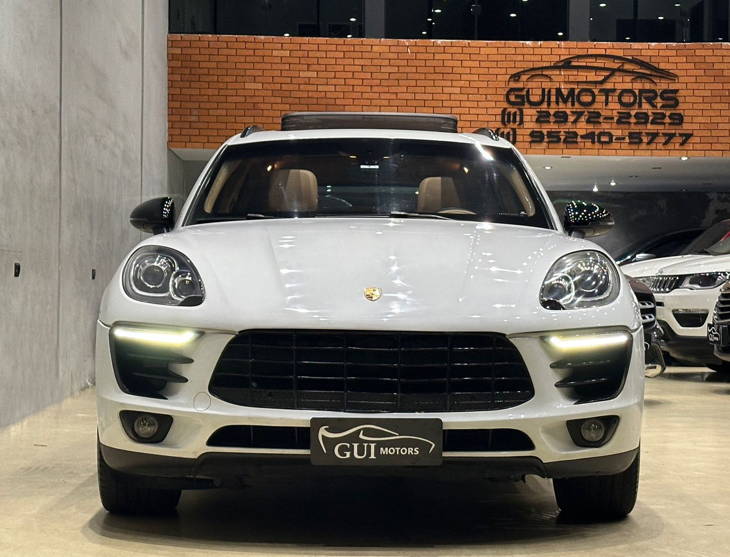 PORSCHE MACAN 2.0