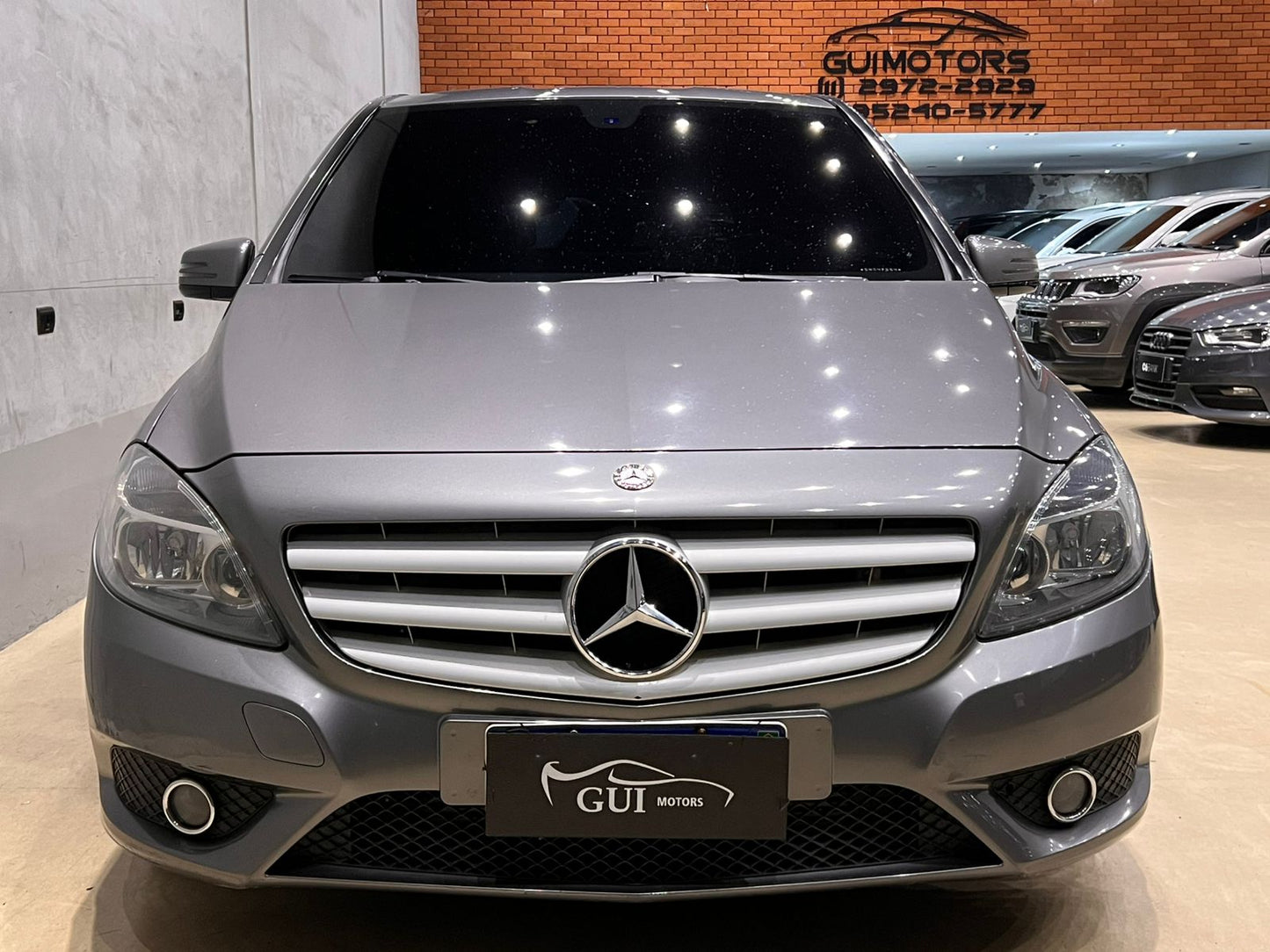 MERCEDES-BENZ B200 CGI