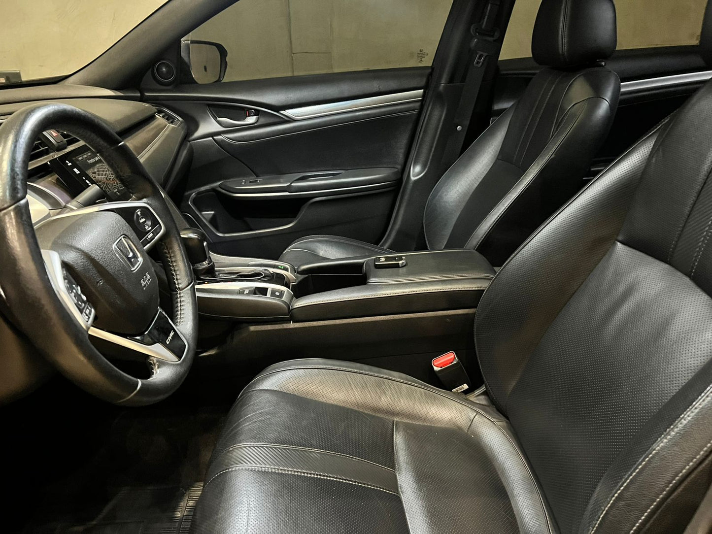 HONDA CIVIC TURBO TOURING 4P CVT