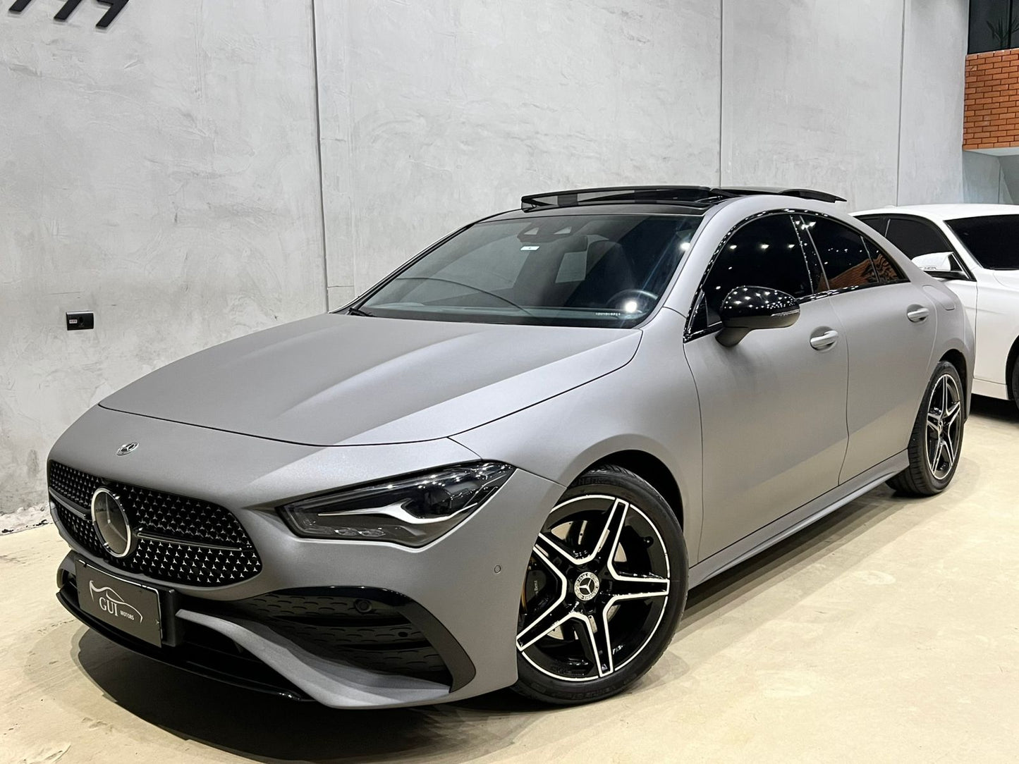 MERCEDES-BENZ CLA 200