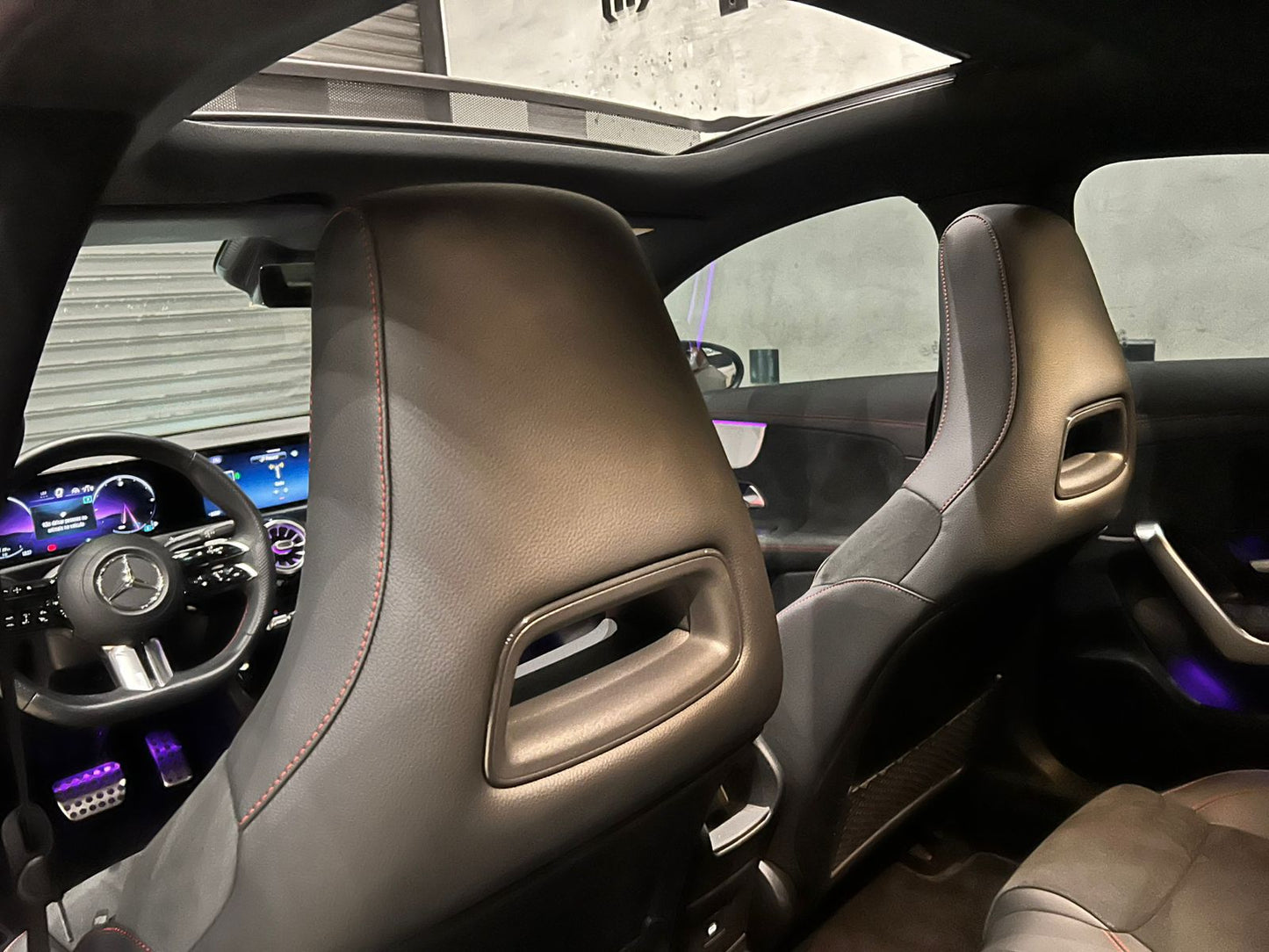 MERCEDES-BENZ CLA 200