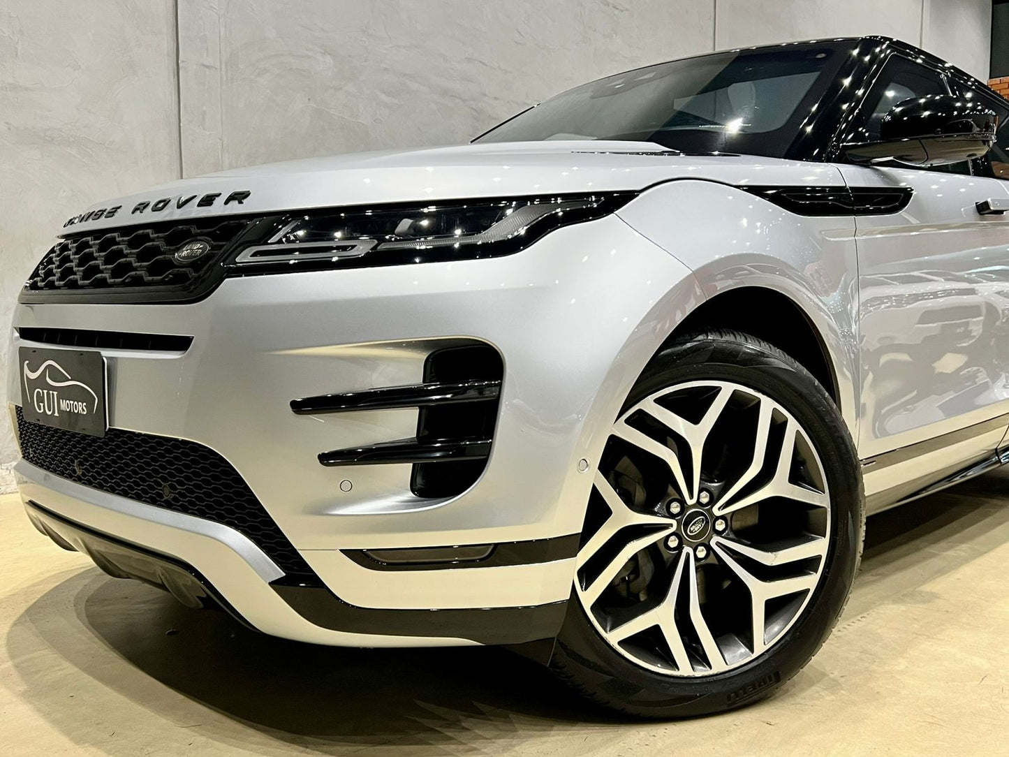 LAND ROVER RANGE ROVER EVOQUE 2.0 P300 GASOLINA MHEV R-DYNAMIC HSE AWD AUTOMÁTICO