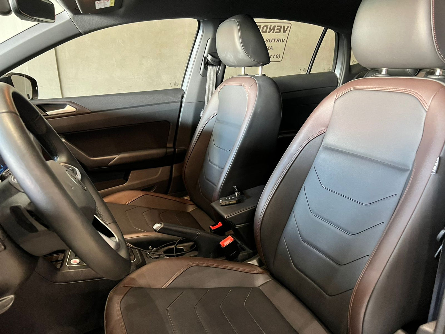 VOLKSWAGEN VIRTUS 1.0 200 TSI HIGHLINE AUTOMÁTICO