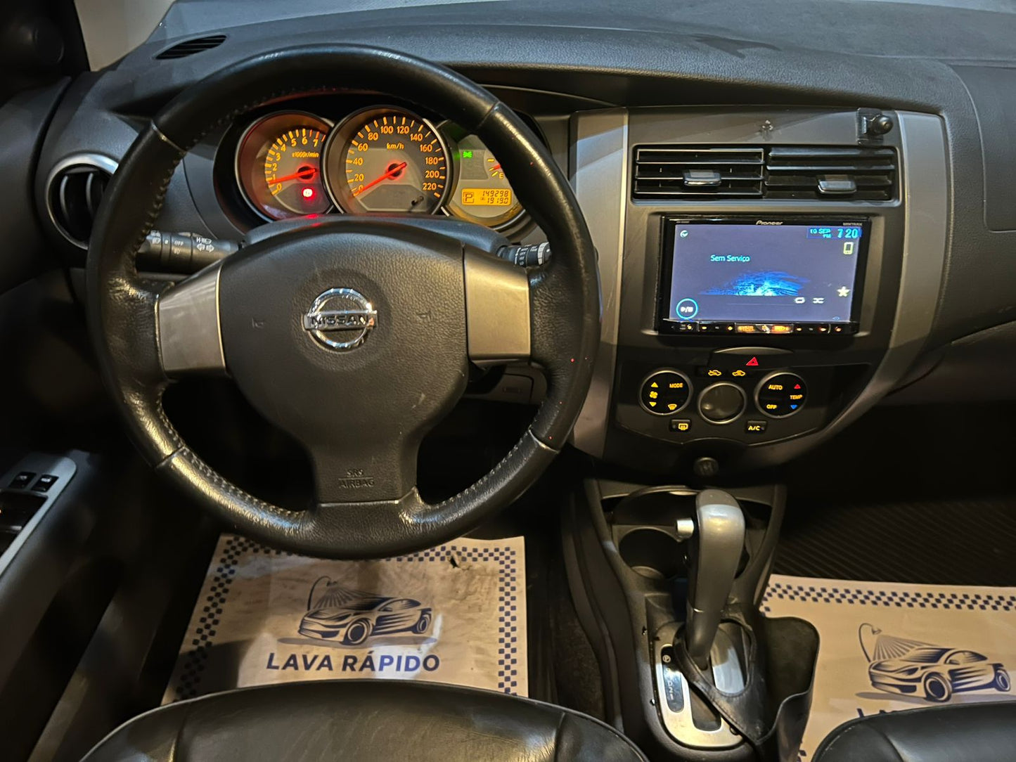 NISSAN LIVINA 1.8 SL X-GEAR 16V FLEX 4P AUTOMÁTICO