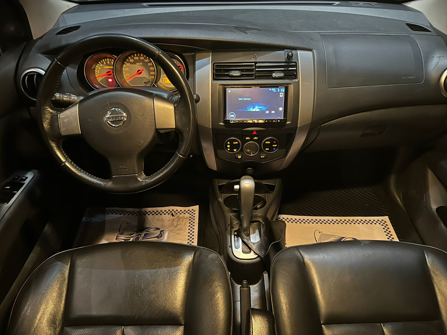 NISSAN LIVINA 1.8 SL X-GEAR 16V FLEX 4P AUTOMÁTICO