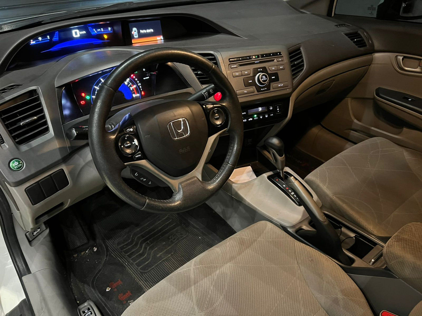 Honda Civic Sedan LXS 1.8/1.8 Flex 16V Aut. 4P 2014