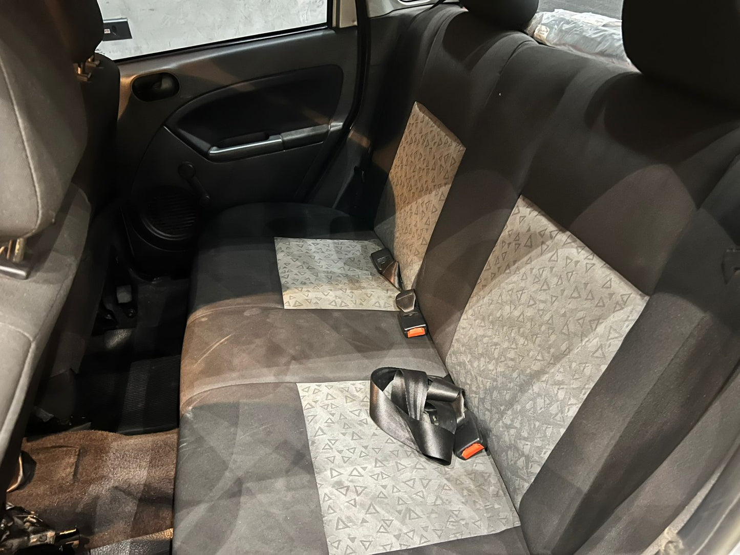 FORD FIESTA 1.6 MPI SEDAN 8V FLEX 4P MANUAL